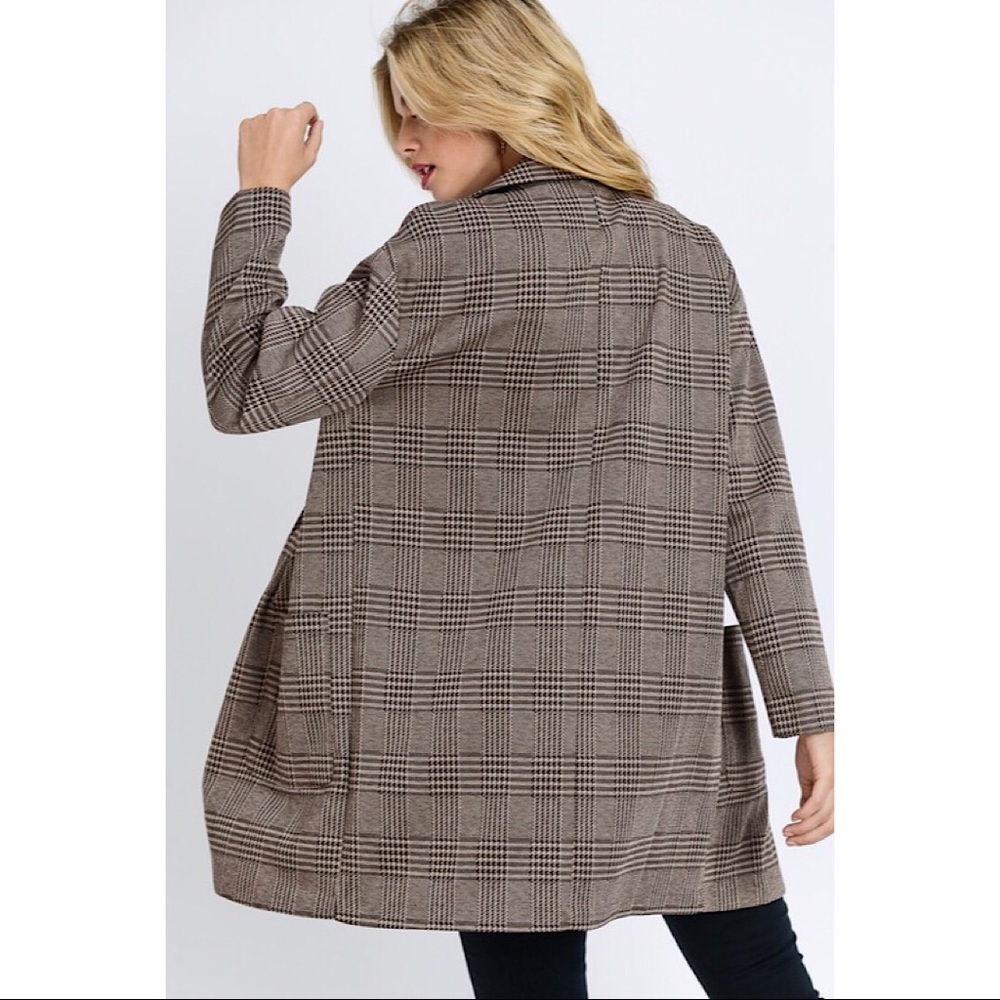 Long Sleeve Plaid Pattern Blazer - Picture 4 of 5